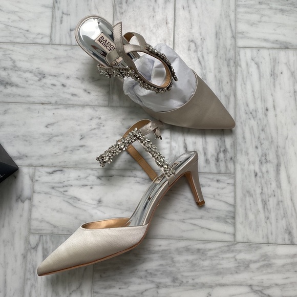 Badgley Mischka Esmeralda Stiletto - Picture 1 of 5